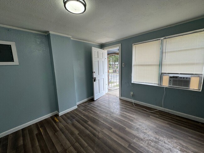 Foto del edificio - 2 Bedroom / 1 Bath Home – Lake City, FL