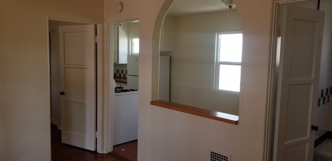 Foto del edificio - Cozy 1 BR. in Golden Hill - Close to All
