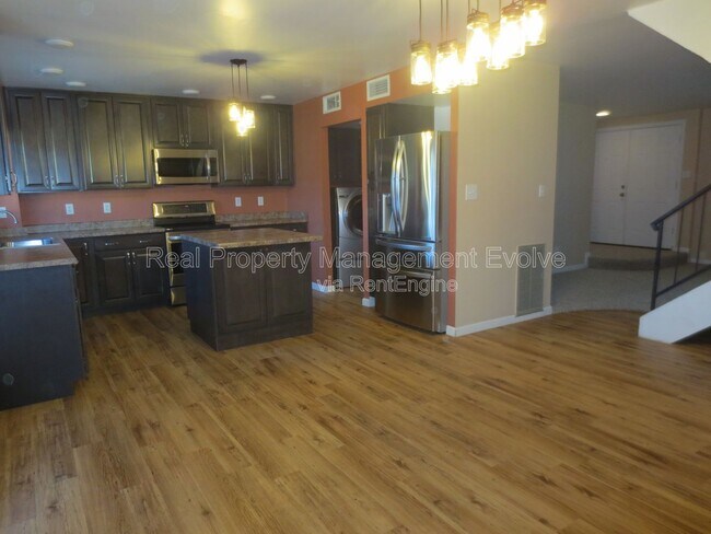 Foto del edificio - 4808 S Juniper St