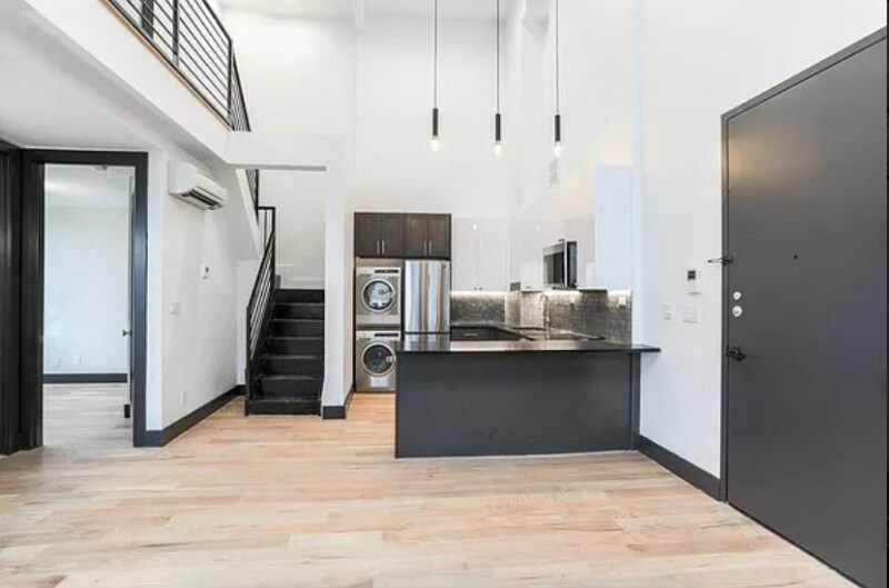 Foto principal - 561 4th Ave