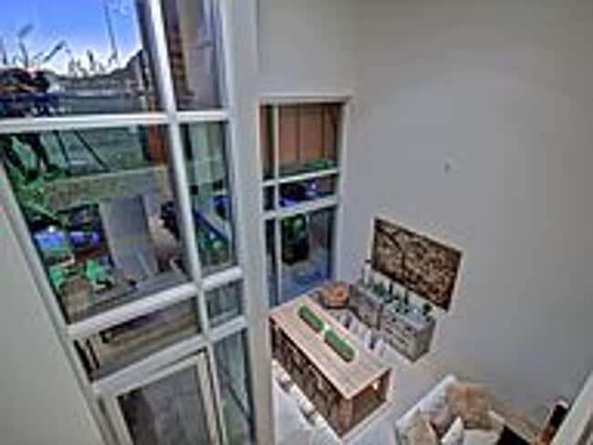Building Photo - Stylish 2 Bed | 2 Bath Condo in Prime Scot...