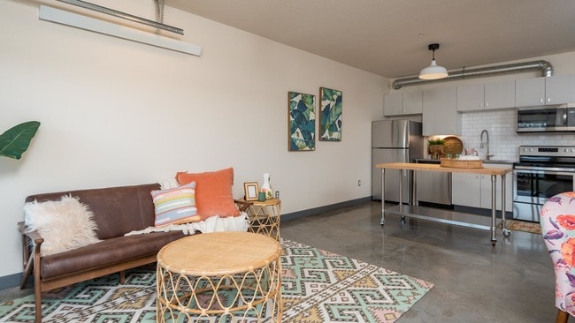 Building Photo - Sunshine Portland