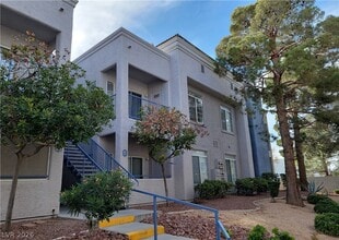 Building Photo - 2201 Ramsgate Dr