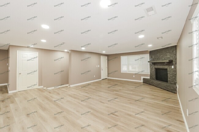 Foto del edificio - 5513 Hardy Ave