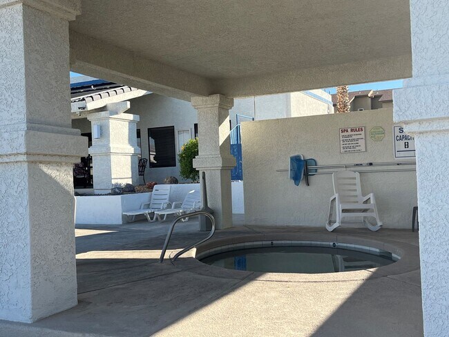 Foto del edificio - 1BR VACATION RENTAL, UTILITIES INCLUDED & ...