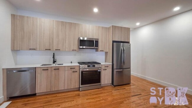 Photo - 3 bedroom in Brooklyn NY 11222 Townhome