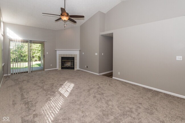 Foto del edificio - 10768 Belair Dr