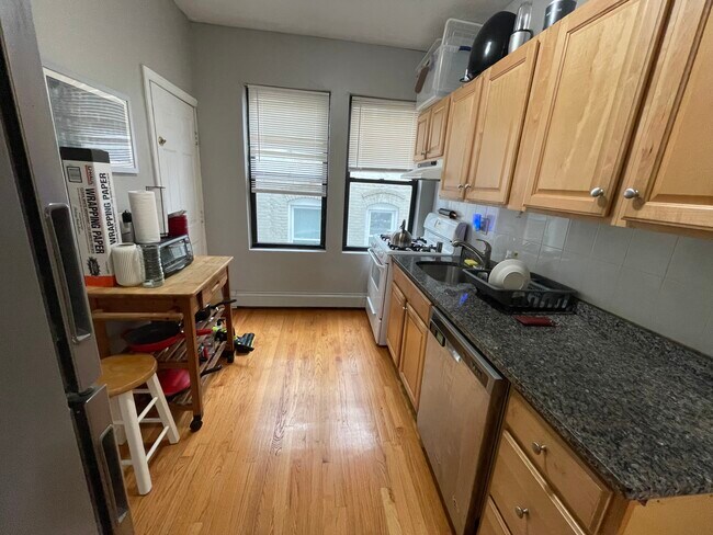 Foto del edificio - 181 Allston St