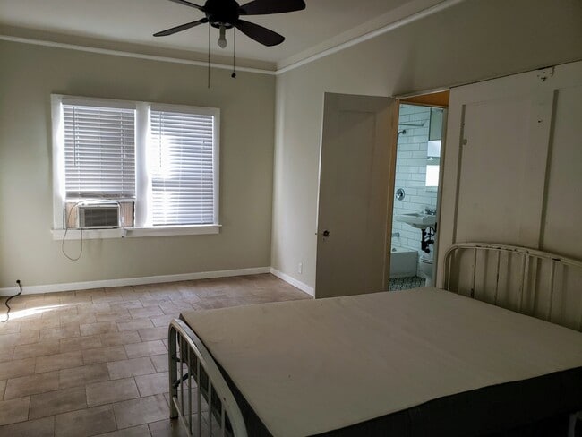 Foto del edificio - 723 E 3rd St