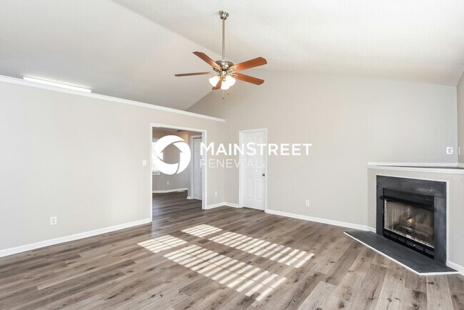 Building Photo - 3 Bedroom Pet-Friendly Home in Smithfield, NC with Main Street Renewal
