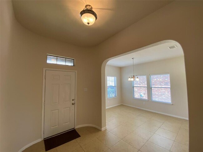 Foto del edificio - 25411 Lisburn Dr