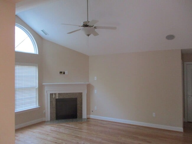 Building Photo - One floor living in 55+ community with a 2-car garage
