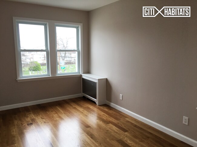 Building Photo - 6072 Mount Olivet Cres