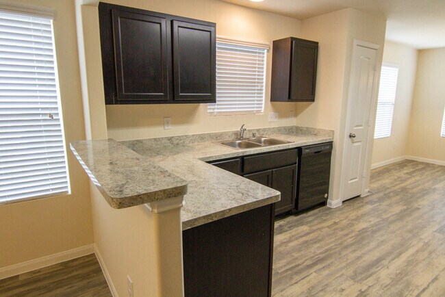 Foto del edificio - 937 Harvest Salt Ln