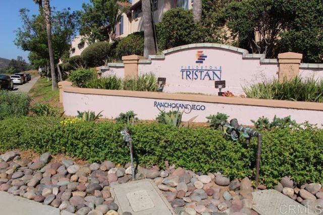 Primary Photo - 11370 Via Rancho San Diego
