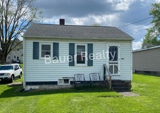 Building Photo - 219-221-221 Vine St