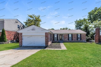 Building Photo - 1743 Fullerton Dr