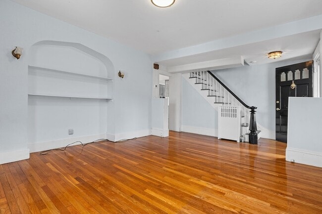 Photo - 12 Lowell Pl House