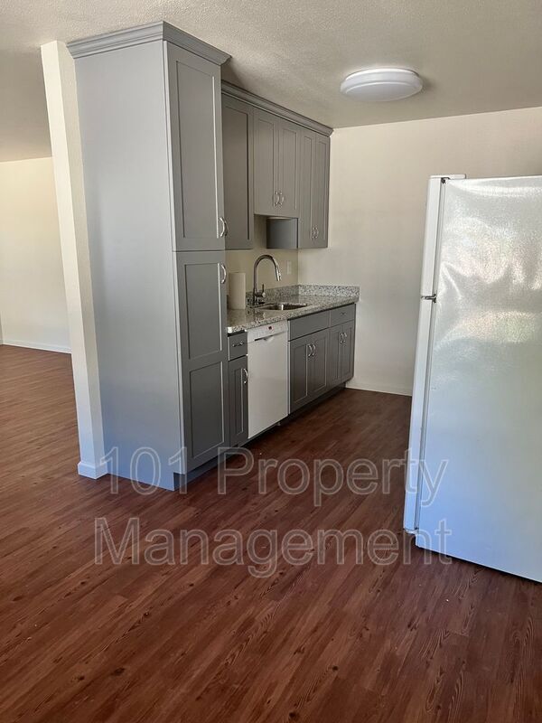 1940 S Dora St Unit Apt 1, Ukiah, CA 95482 Condo for Rent in Ukiah