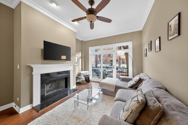 Foto del edificio - 724 W Briar Pl