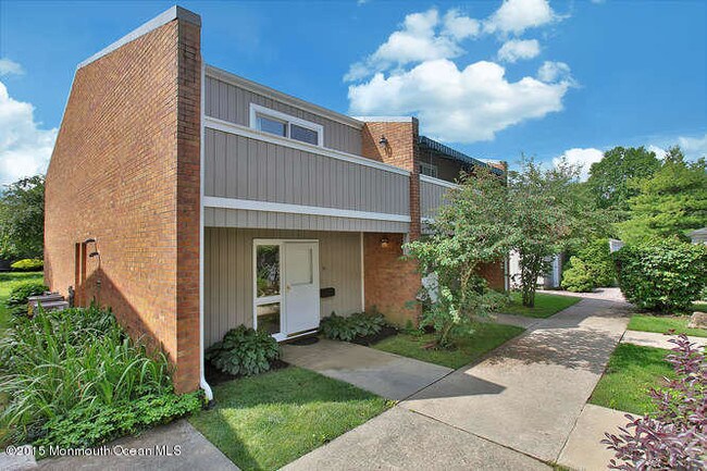 Building Photo - 66 Linden Ct