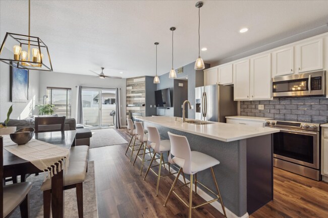 Foto del edificio - 10379 W 55th Ln