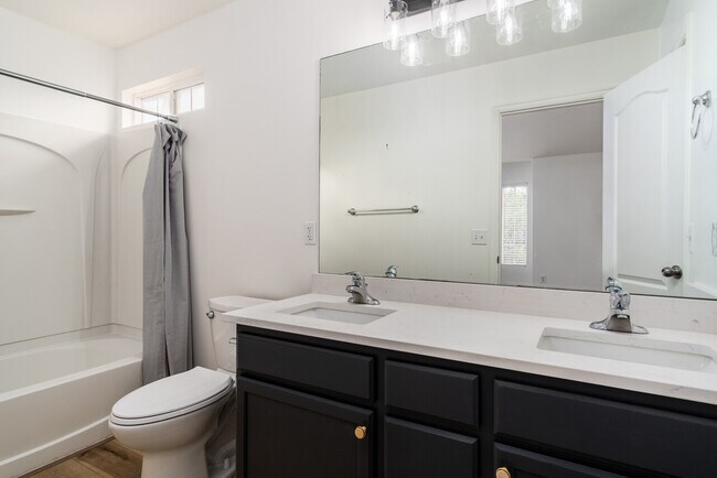 Building Photo - 6789 Bottlebrush Ln