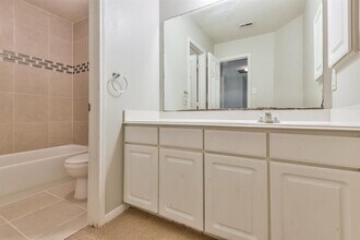 Building Photo - 9845 Youpon Ridge Way