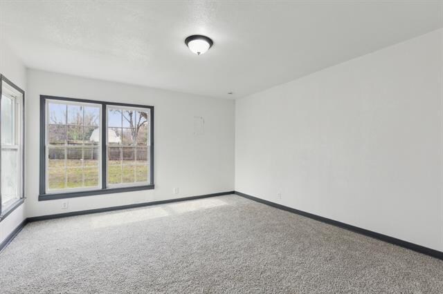 Building Photo - 3737 Bilglade Rd