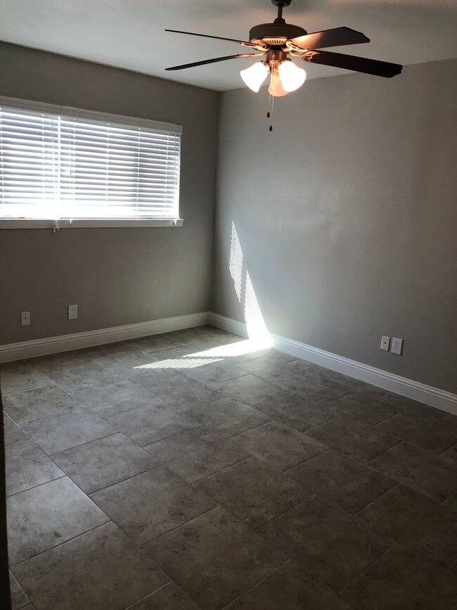 Interior Photo - Waverly Apartments