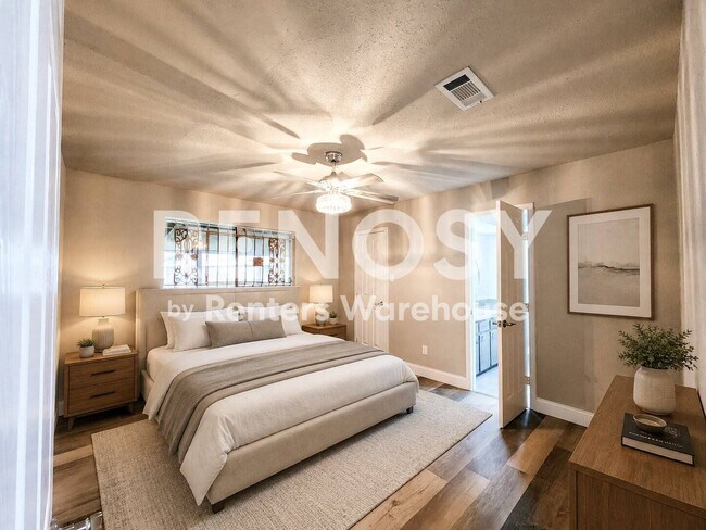 Building Photo - 9750 Hillis St