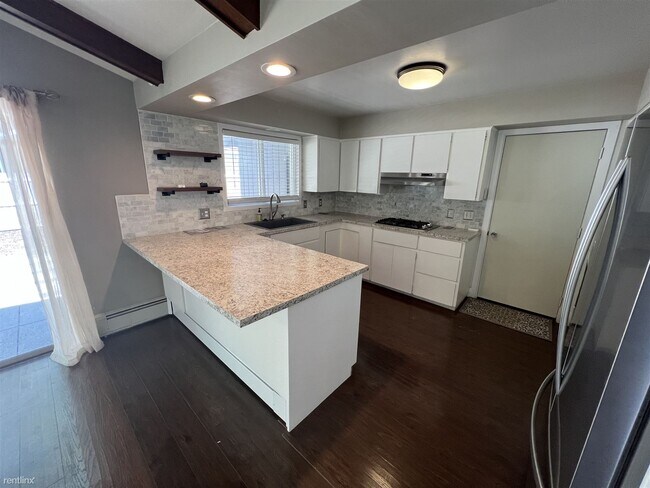 Building Photo - 3 br, 2 bath House - 3850 Algansee Dr NE