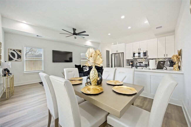 Foto del edificio - 964 Lucky St