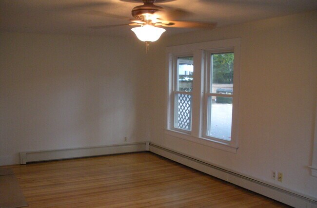 Foto del edificio - 172 Saco Ave