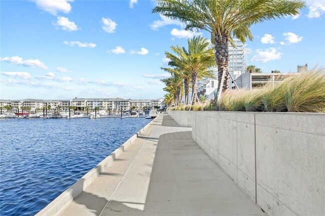 Foto del edificio - 4941 W Price Ave