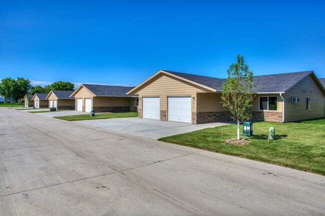 Building Photo - 623 Maverick Ln