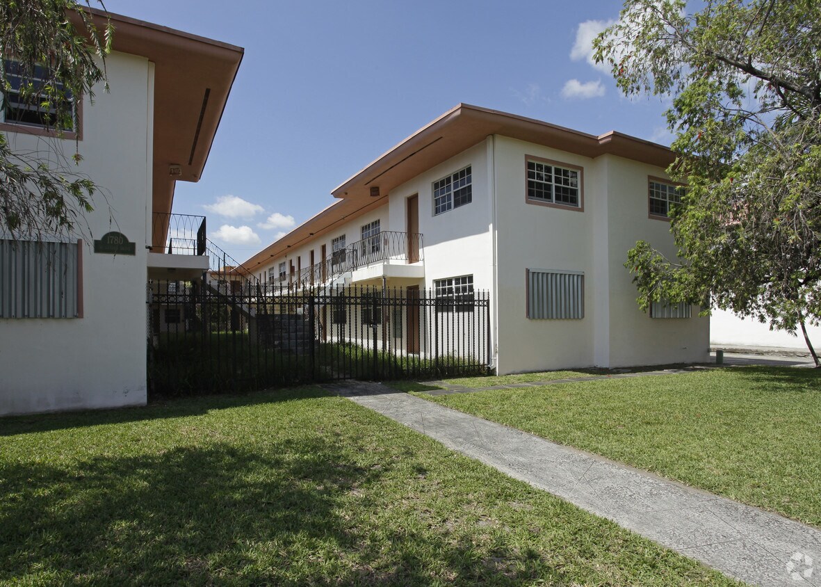 Primary Photo - South Pointe Family and Children Center
