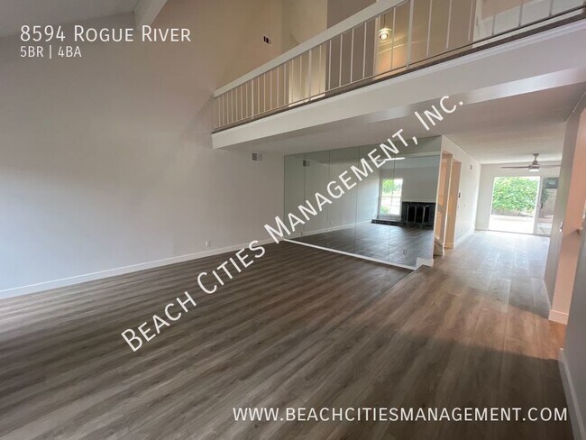 Foto del edificio - 8594 Rogue River Ave