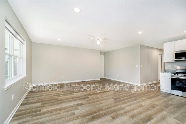 Foto del edificio - 2553 Columbia Ave