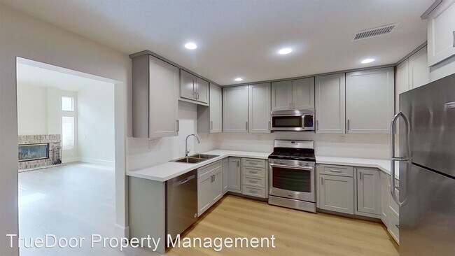 Foto del edificio - 3 br, 3 bath House - 13360 Via Alicante