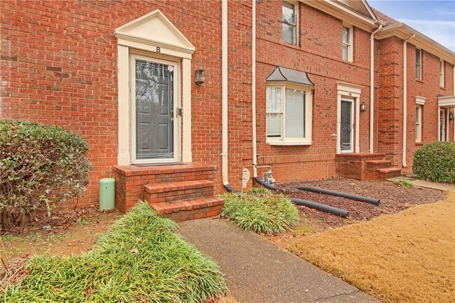 Building Photo - 8 Huntington Pl Dr