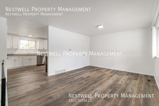 Foto del edificio - Cute 2-bed Duplex in Holladay