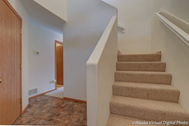 Building Photo - 6594 Whispering Loop