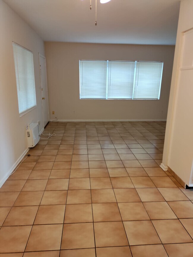 Building Photo - 1254 S Alhambra Cir