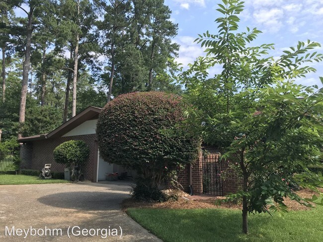 Building Photo - 4 br, 3 bath House - 813 Quail Court