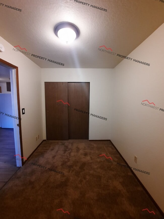 Building Photo - Bridgeview Apartments