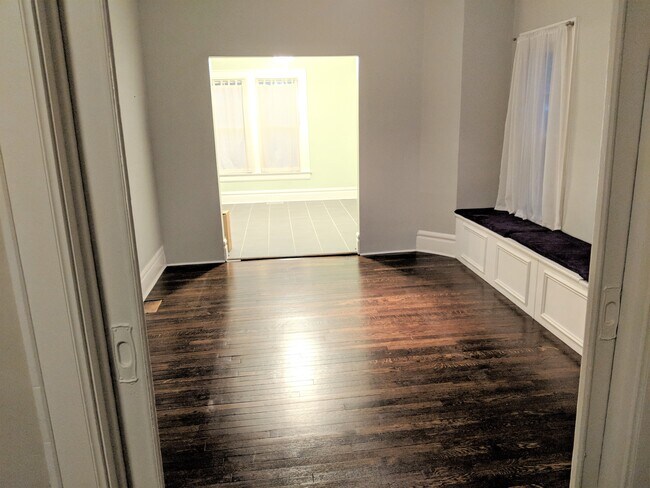 Dining room (2018) - 212 E Duncan St
