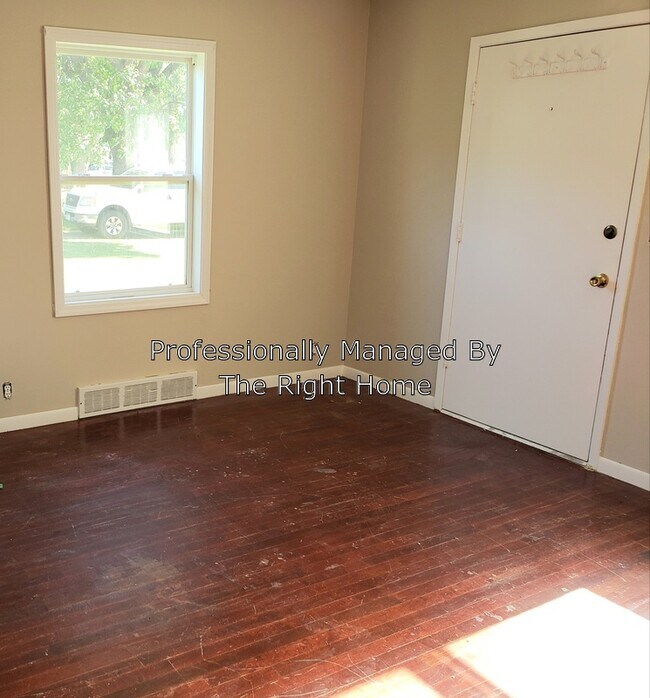 Building Photo - 4516 S 62nd St