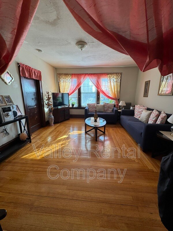 Foto del edificio - 329 Beech St