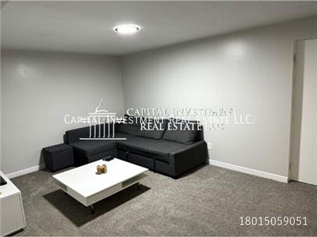 Foto del edificio - 7669 Birch St